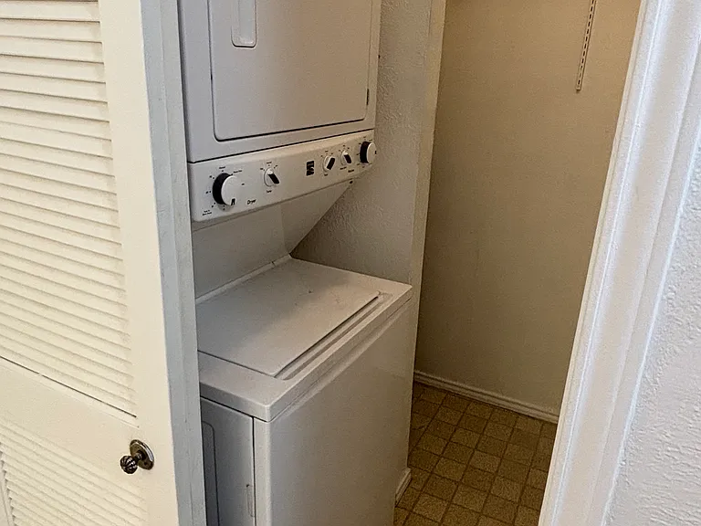4719 N Galloway Ave #201 — Photo 5