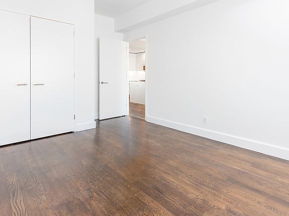 5th image of 11-25 45th Ave #6F