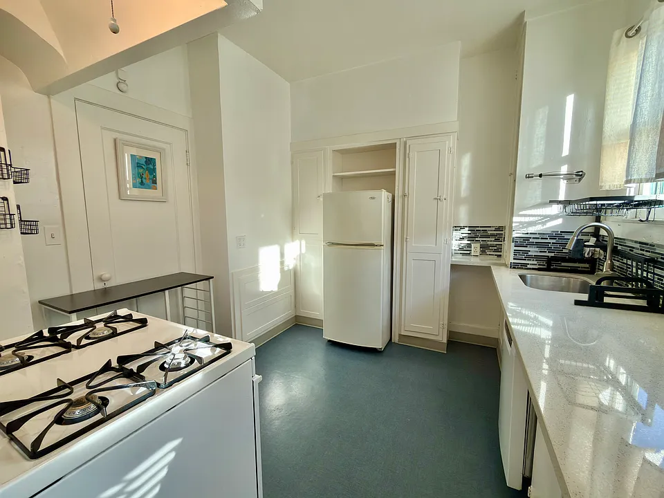 Kitchen with gas range