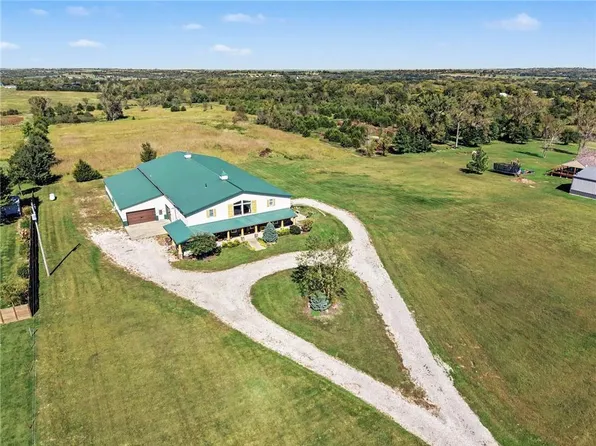 21936 Linwood Rd, Linwood, KS 66052