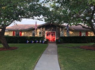 2502 Hawthorne Dr, Carrollton, TX 75006