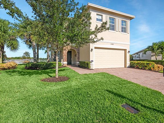 2nd image of 1100 NW Vivaldi Ct