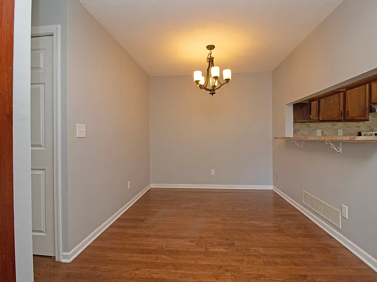 7626 Wedgewood Ct N — Photo 12