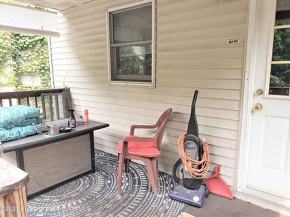 3rd image of 114 S Valley Ave APT 5