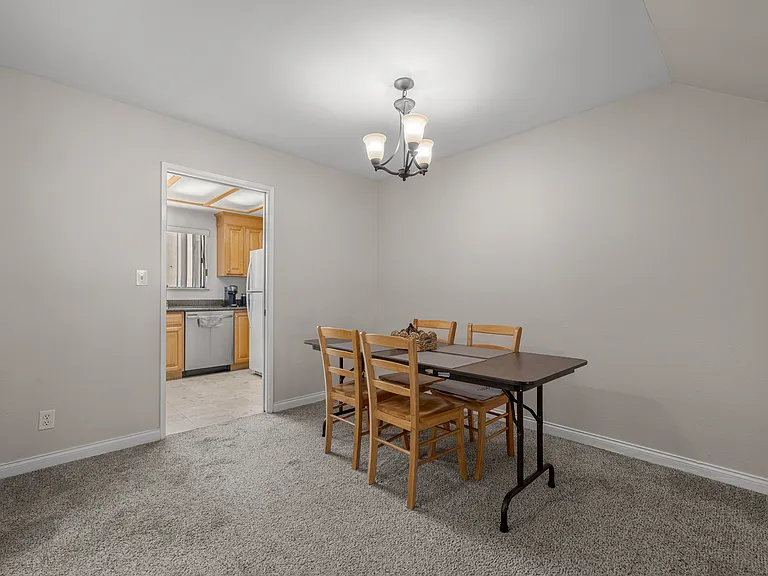 28020 Ridgecove Ct N — Photo 38