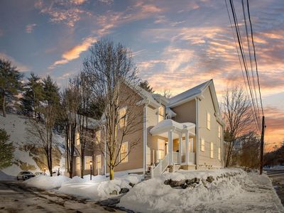 824 Main St APT 1, Wakefield, MA, 01880