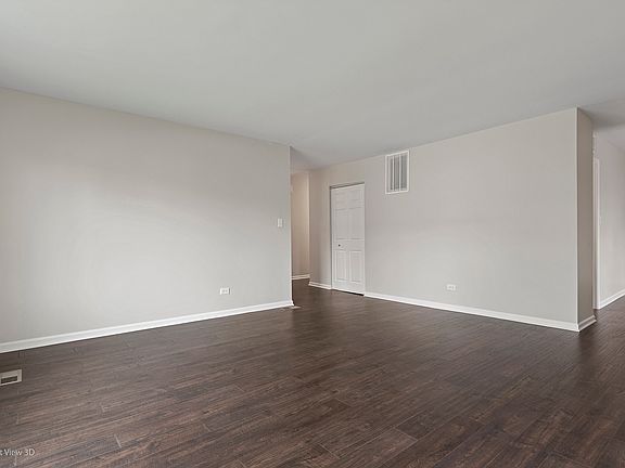 3rd image of 6855 Dove Ave