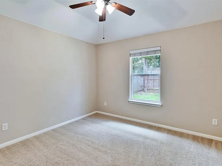 507 King Eider Ln — Photo 11