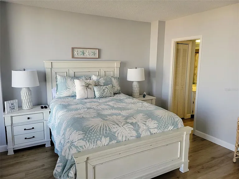 3820 Gulf Blvd #807 — Photo 24