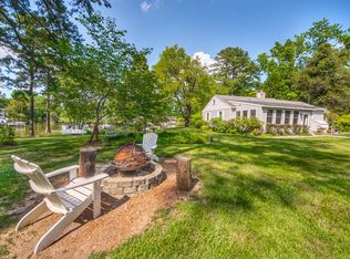 55 Old Cove Rd, Cobbs Creek, VA 23035