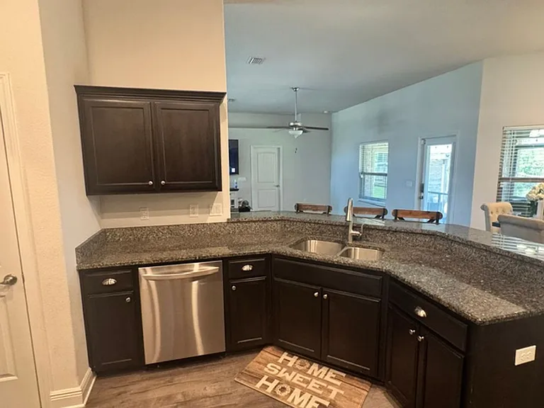 5746 Periwinkle Ln — Photo 8