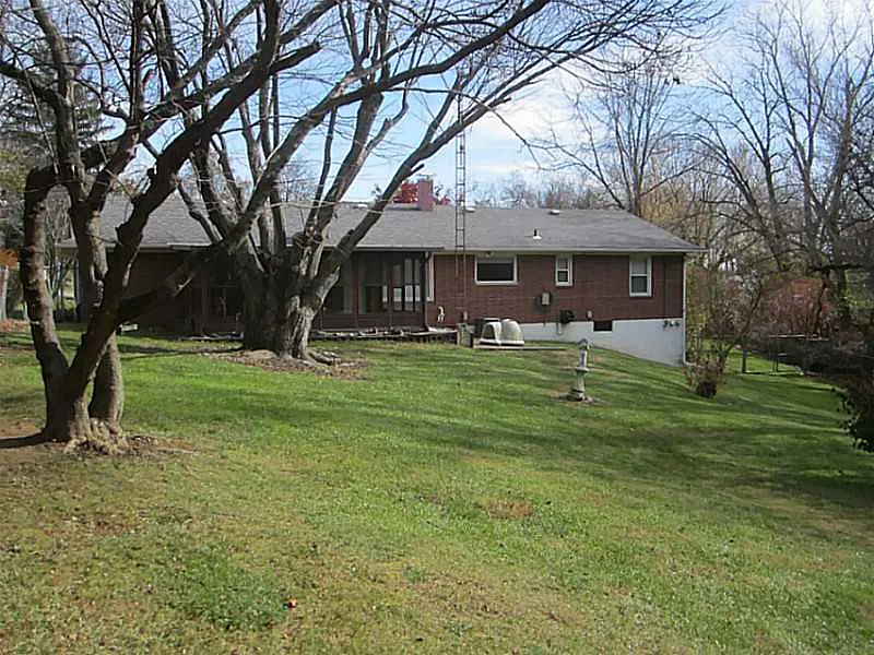 1819 Miracle Mile photo 1