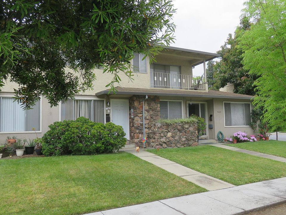 1st image of 19480 Richwood Ct APT 3