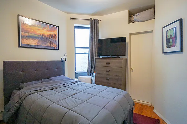 Rented by City Connections Realty | media 17