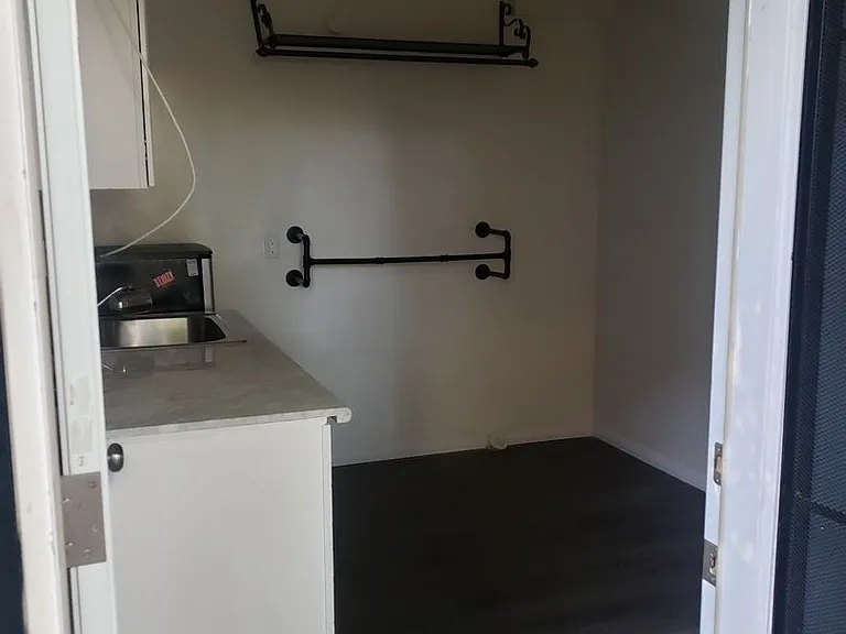 7113 Stafford Ave — Photo 13