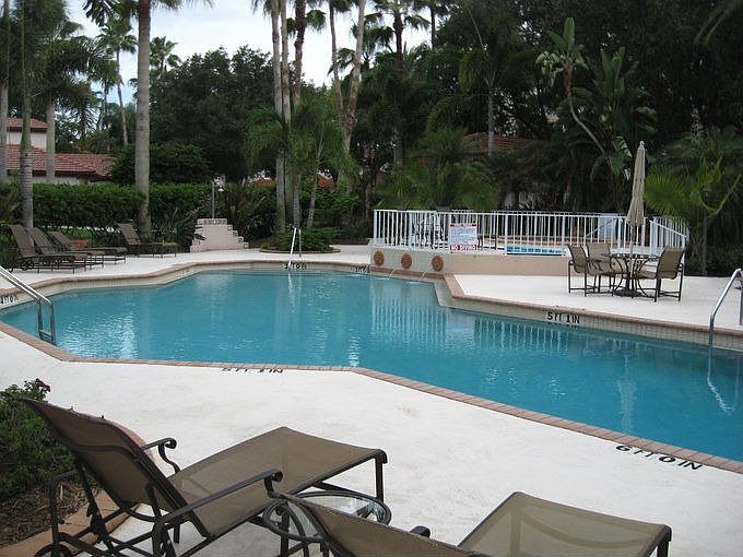 7334 Regina Royale, Sarasota, FL 34238 | Zillow