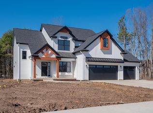 5368 Bradley Ct, Kalamazoo, MI 49009