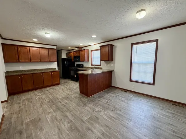 8200 Eaton Dr #237, Northville, MI 48167