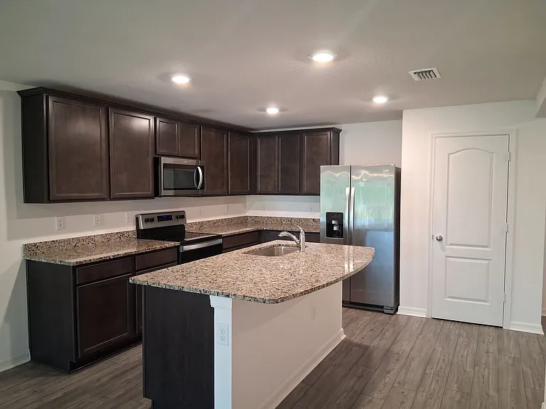 8871 Southern Charm Cir — Photo 37