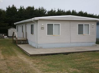 612 Oysterville Rd, Ocean Park, WA 98640