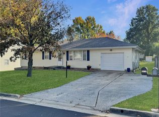 507 W 33rd St, Higginsville, MO 64037