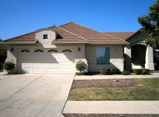 354 Hanson Ave, Clovis, CA 93611