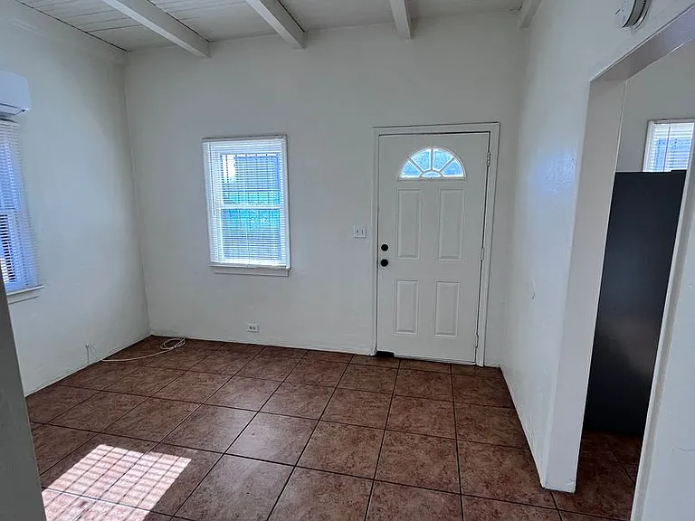 10 W Rillito St — Photo 22