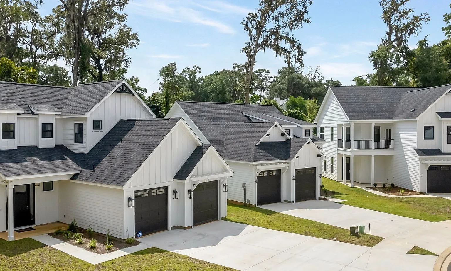 Oxford Gates Luxury Living In North East Tallahassee — Photo 2