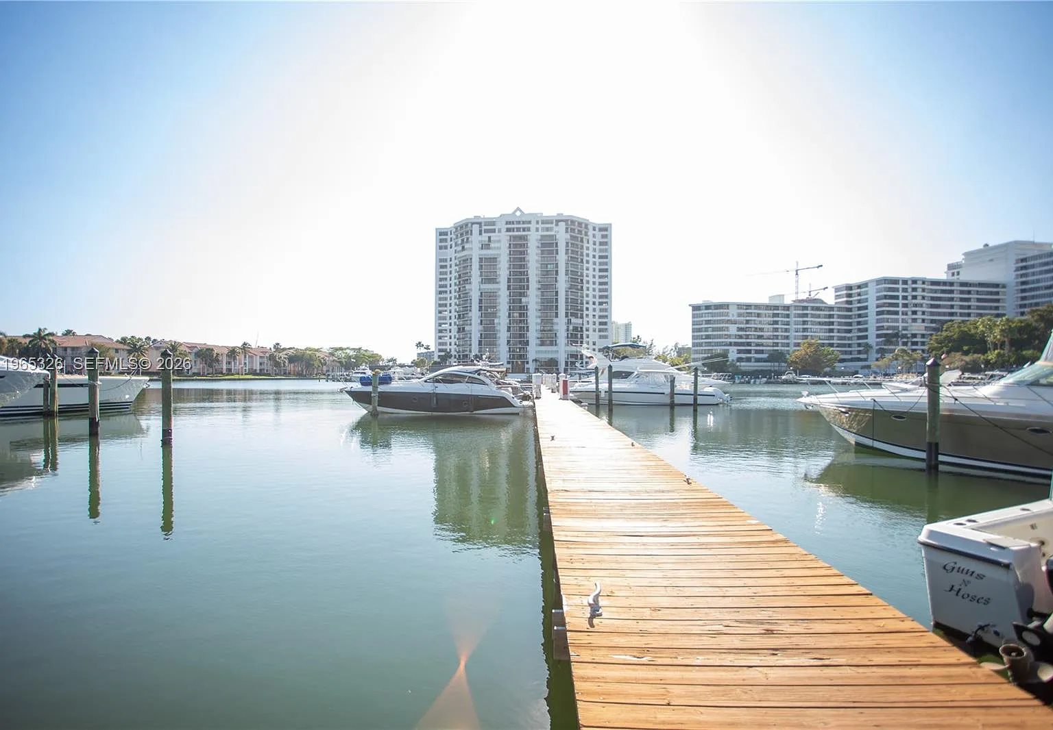 Harbourwood Sketch Of Sur — Photo 1