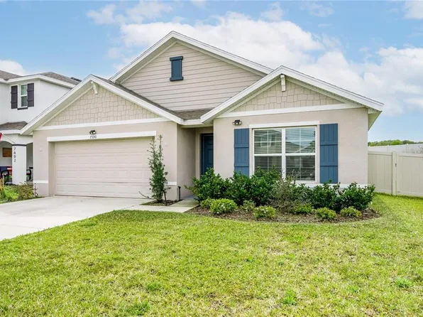 7590 Broad Pointe Dr, Zephyrhills, FL 33540