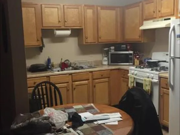 77 S Main St, Pittston, PA 18640