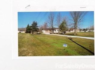7090 Swan Creek Rd, Fair Haven, MI 48023