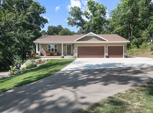4719 N County Road H, Janesville, WI 53548
