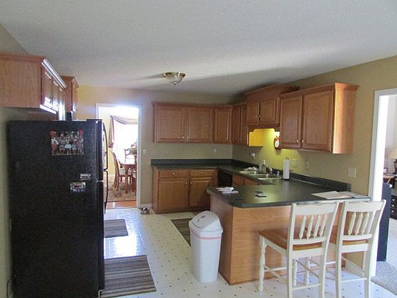 5th image of 776 Wexford Way