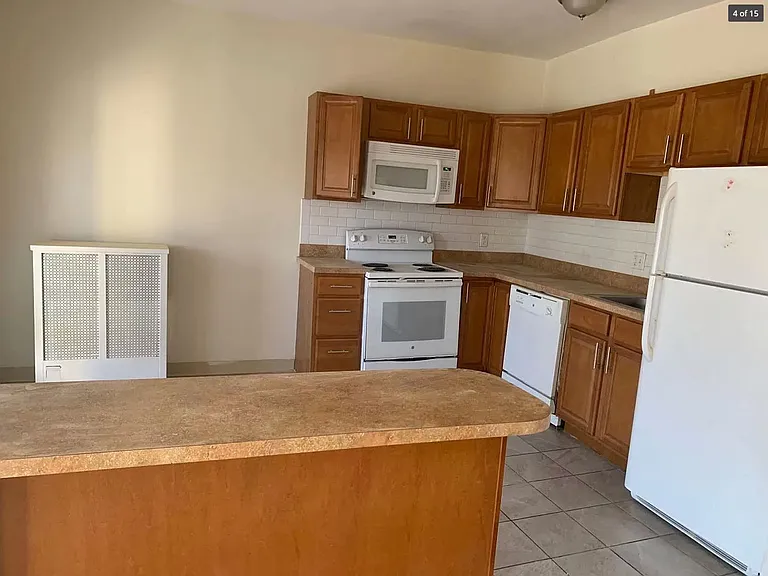 1135 Commonwealth Ave #2 — Photo 8