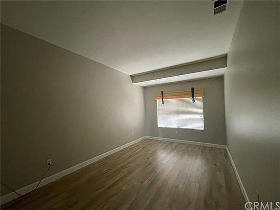 5th image of 2085 Lake Shore Dr Unit A
