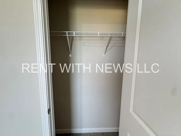 539 White Birch Ln — Photo 22