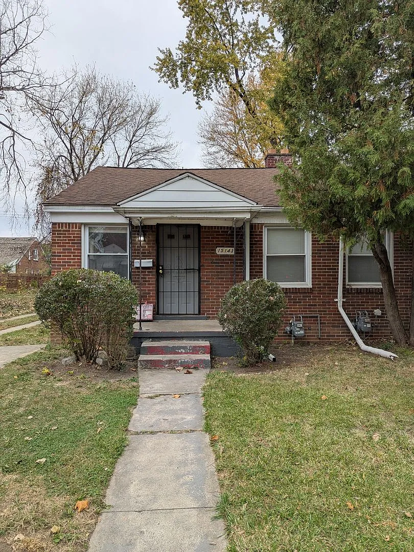 Building Photo - 15143 & 45 Evergreen Rd