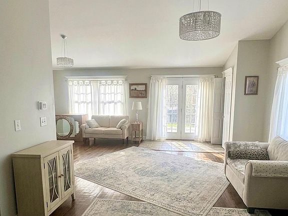 2nd image of 44 Orchard Lake Drive