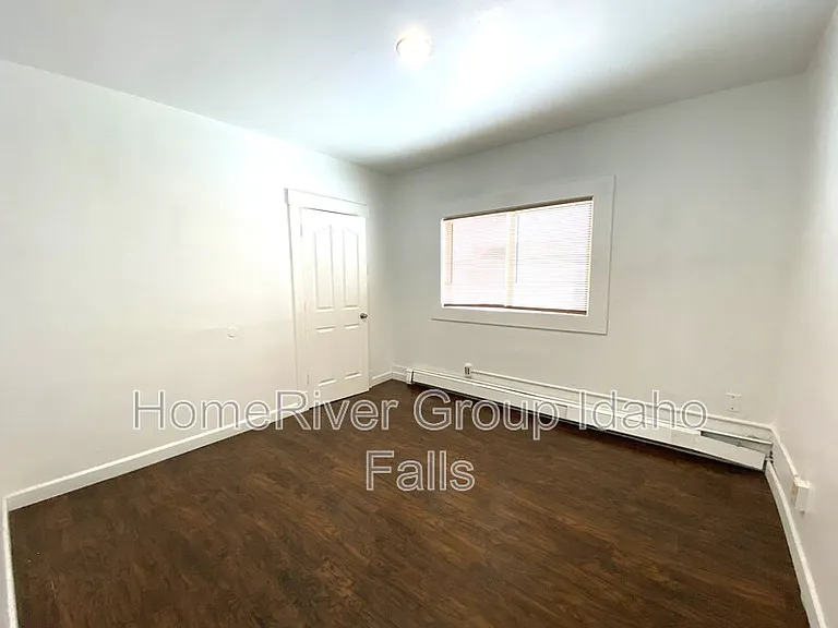 172 E 2 S #1 — Photo 6
