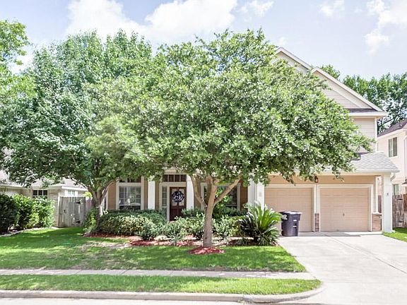 4th image of 10319 Village Lake Dr