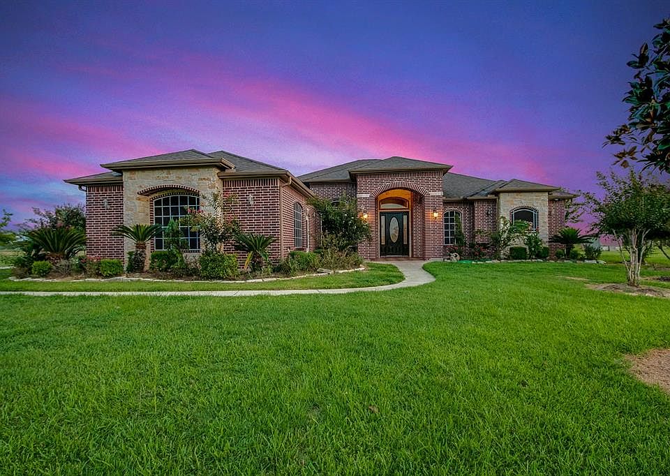 1st image of 32803 S Red Leaf Ln