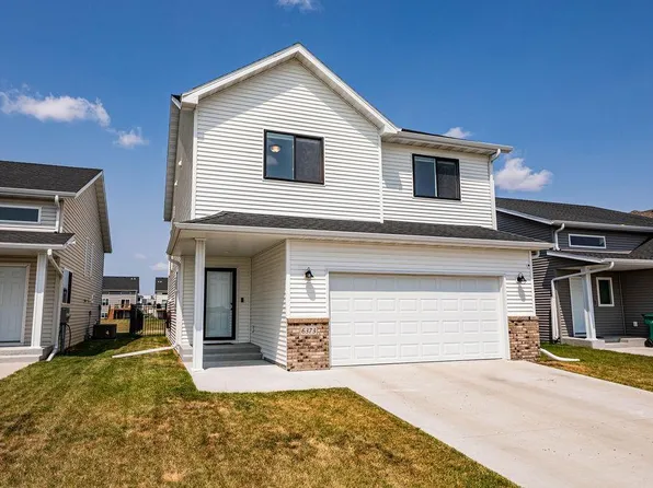 6373 Saint Ann Ave, Horace, ND 58047