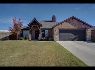 411 Pittman Ave, Wolfforth, TX 79382