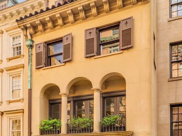 126 East 74th Street image 1 of 24