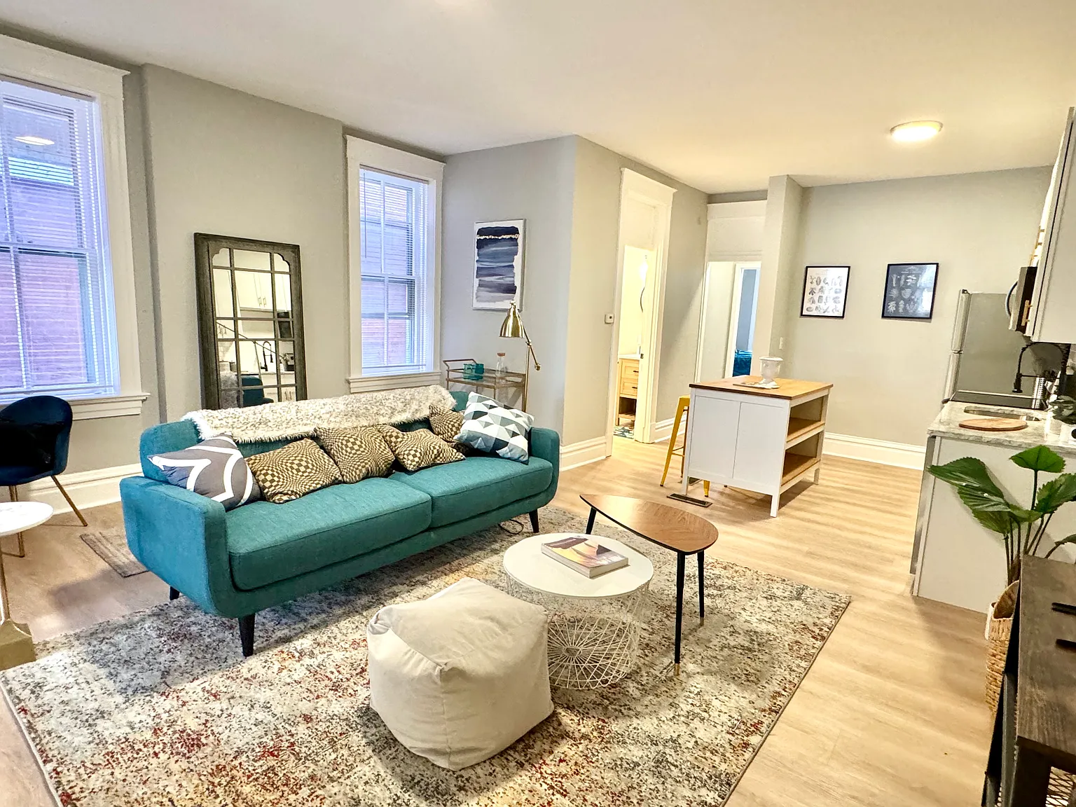 3430 Grace Ave — Photo 2