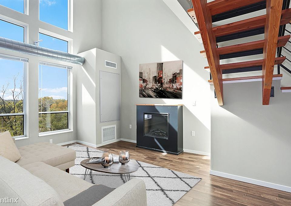 1st image of 275 Union Blvd APT 1610