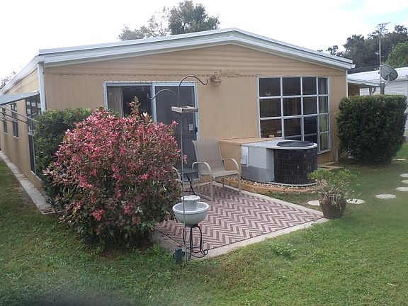 3rd image of 312 Taho Cir