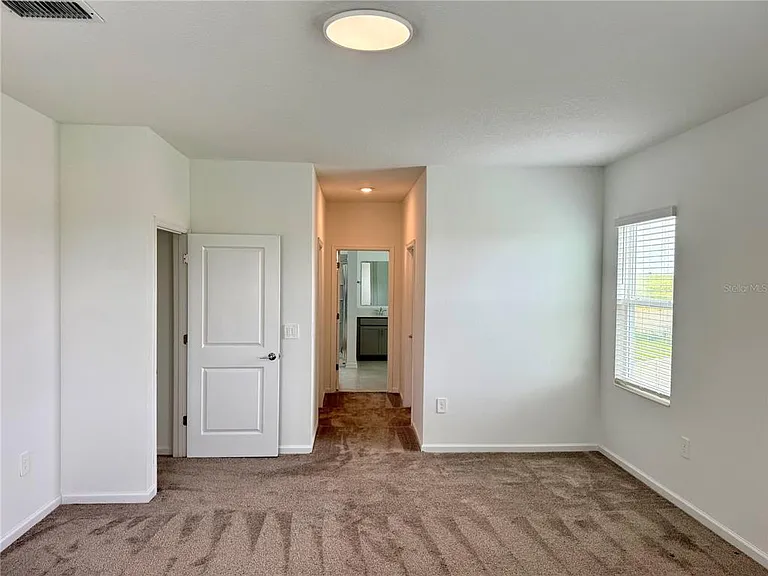 2970 Armstrong Ave — Photo 29