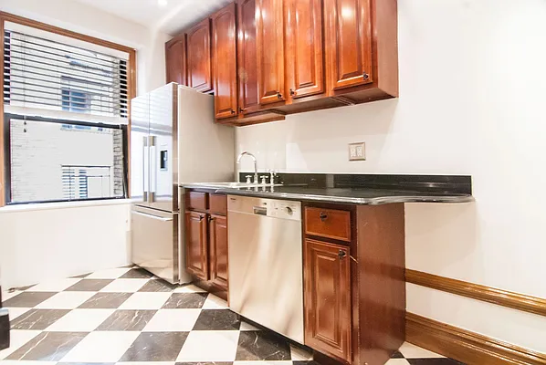 Rented by WAM Partners - William Moses Co. | media 87